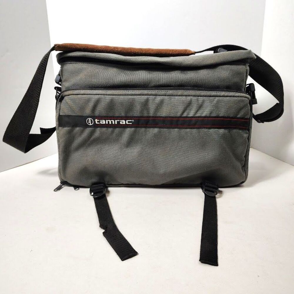 Tamrac Large Camera & Accessories Bag Gray 16x9x11 Suede Handle & Shoulder Strap